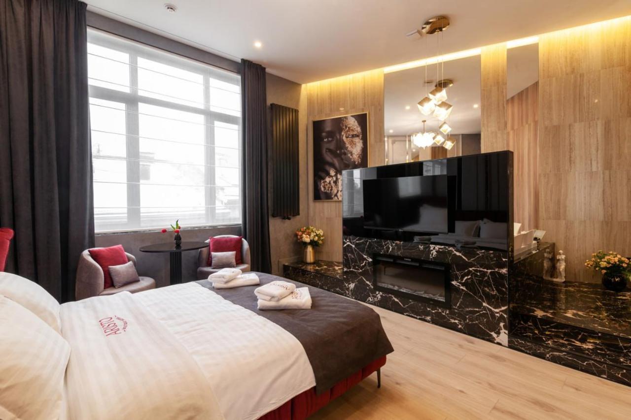 לבוב Aristo Jacuzzi Hotel מראה חיצוני תמונה